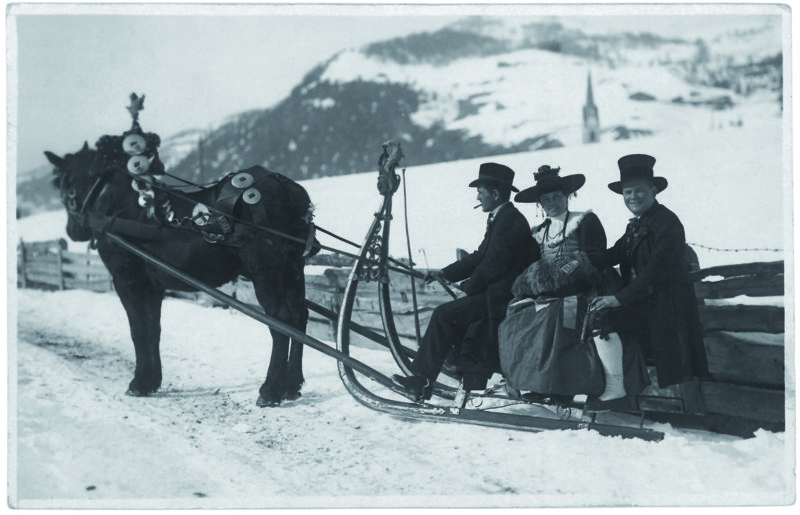  Corsa in slitta a Selva di Val Gardena, ca. 1927 (foto privata)